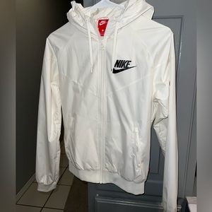 nike windbreaker